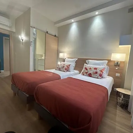 Apartment Quai Saint Pierre *